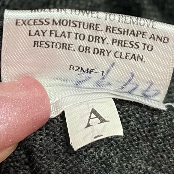 Eileen Fisher Sweater Merino Wool Hi Low Charcoal Gray SZ XS Drop Shoulder Boxy - Picture 11 of 11